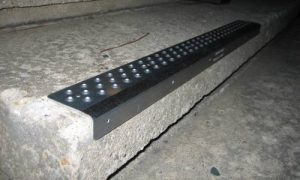 handi-treads-nosing-unfinished-deteriorating-concrete-steps