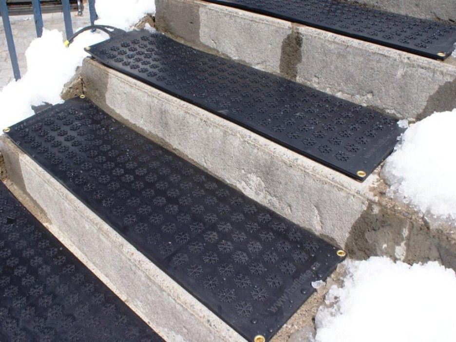 hotflake rubber mats attached to bare concrete