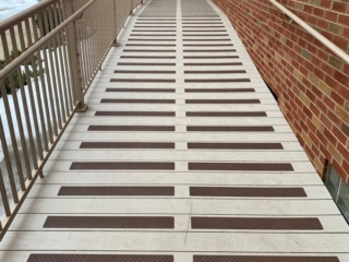 aluminum-non-slip-treads-brown-church-ramp-handitreads-1-600px