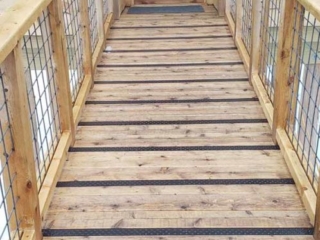 deck-treads-black-wood-ramp-treehouse-handi-treads-600px Black Deck Treads on Natural Wood Ramp