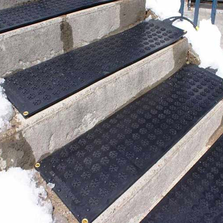 rubber treads perform poorly in winter snow