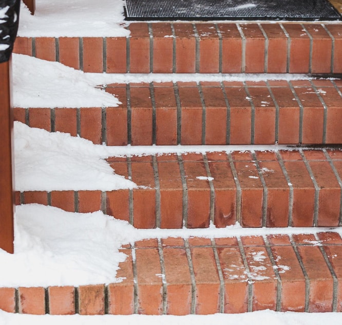 handitreads-snowy-red-brick-stairs